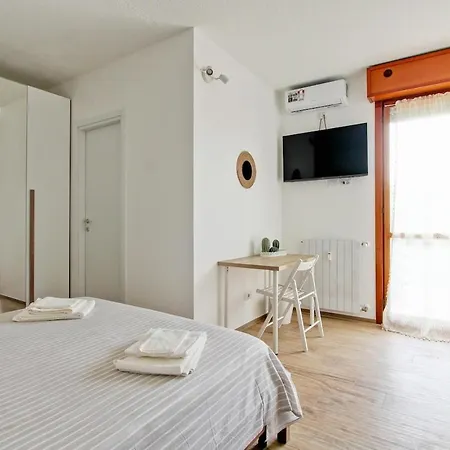 Eur Torrino Apartment, Vicino La Stazione Metro Tor Di Valle 아파트